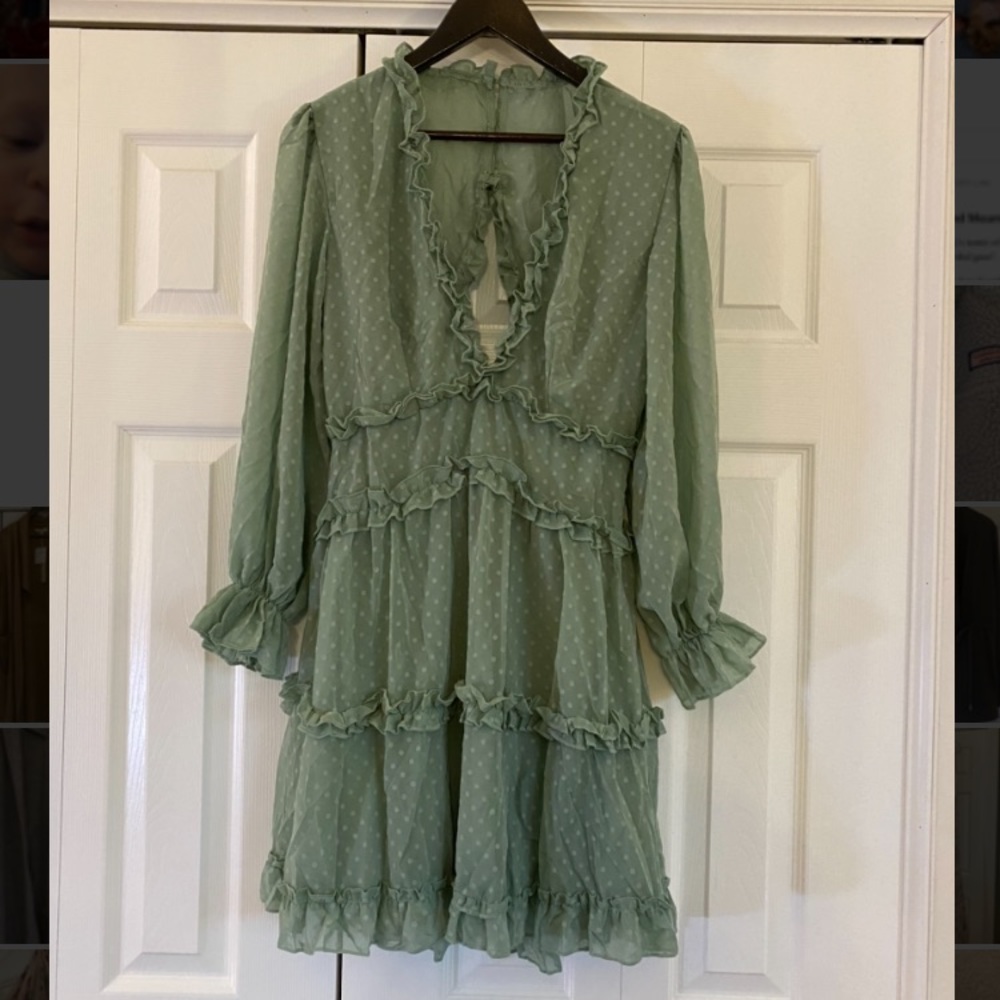Sage Green dress from Amazon! So cute! Never worn!